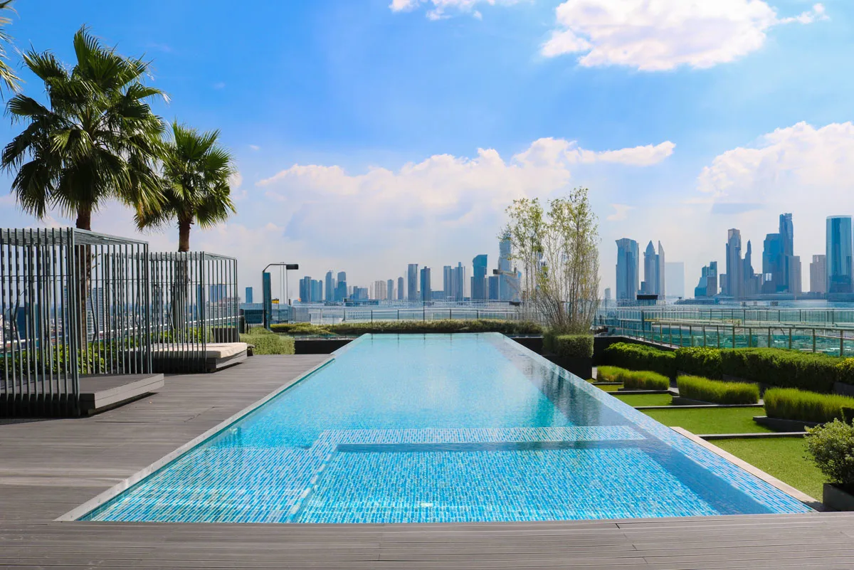 swimming pool construction service in Qatar
