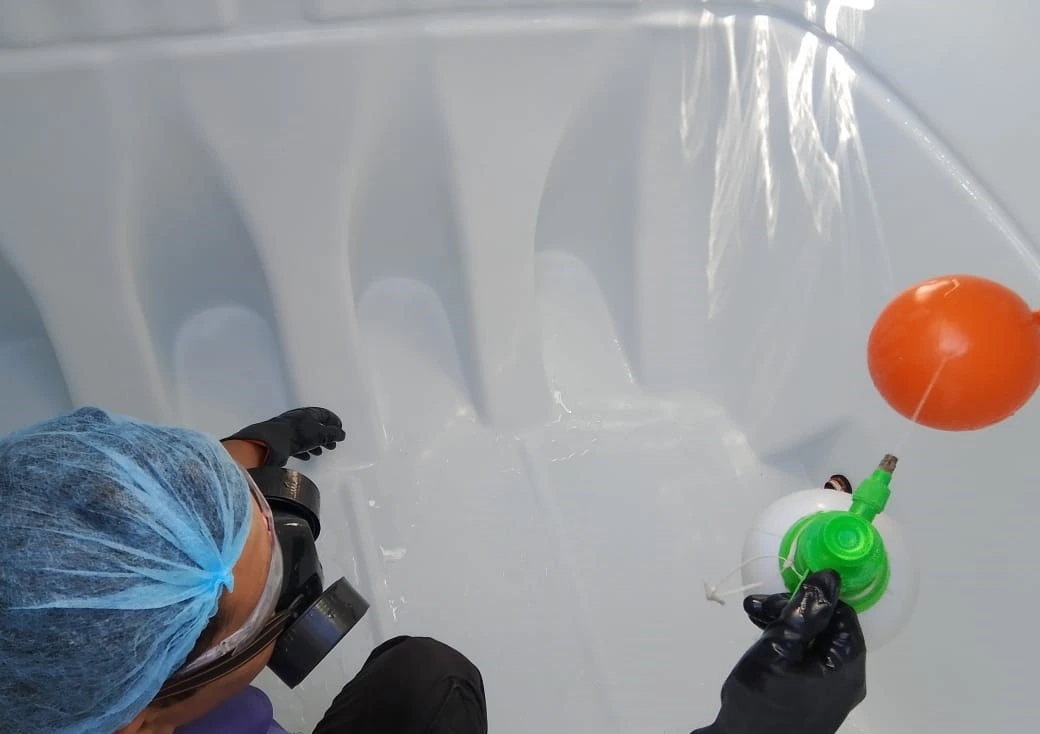 water tank cleaning